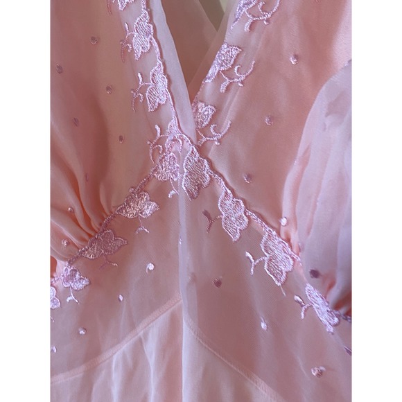 Vintage Pink Sheer Nightgown Princess Lingerie NO TAG Measurements in listing - Picture 4 of 13